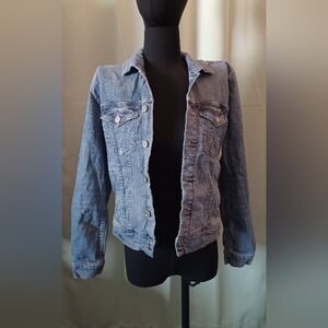 A Lucky Brand Tomboy Trucker Blue Denim Jean Jacket